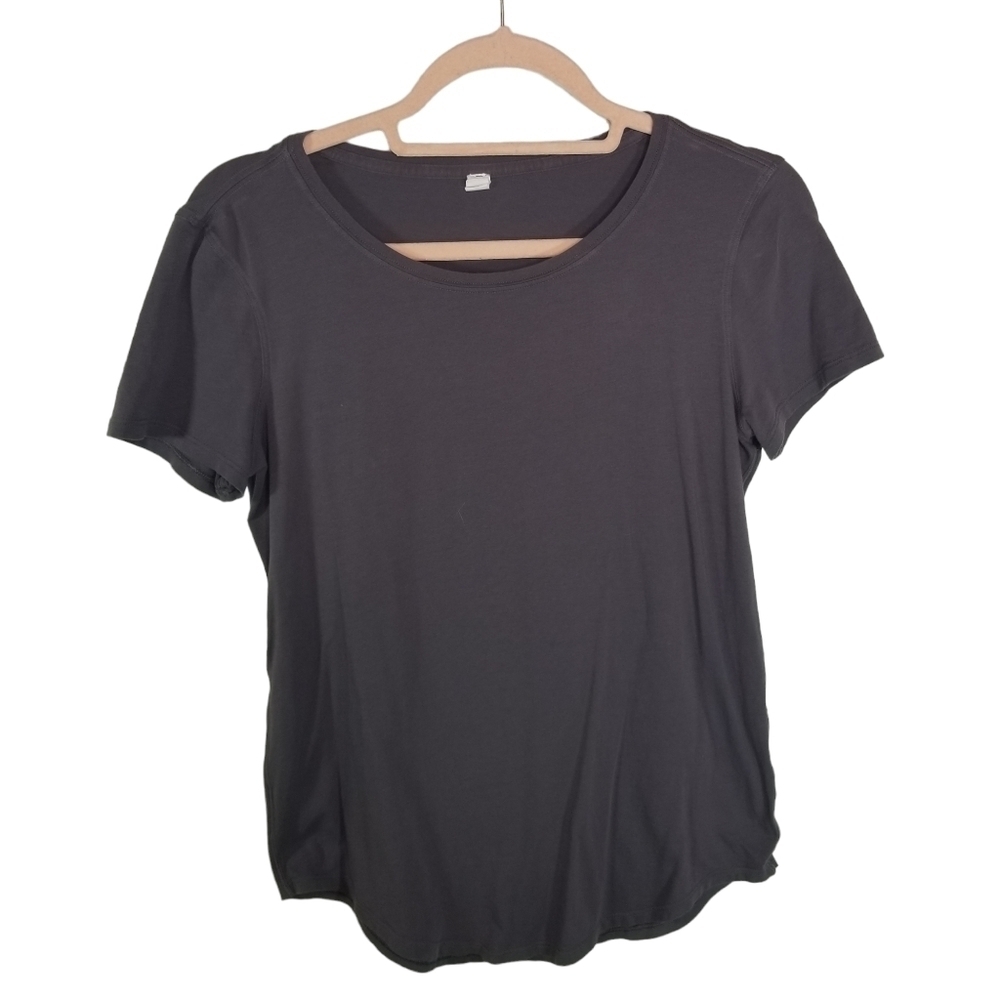 Lululemon gray short sleeve t shirt